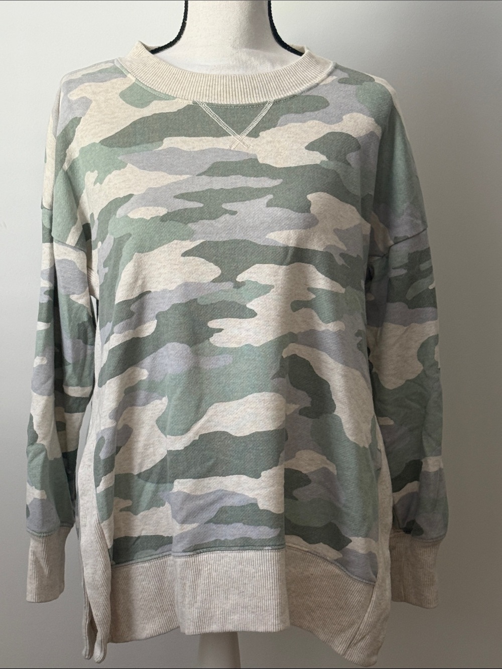 Aerie Camo Crewneck Sweatshirt in Olive & Grey
